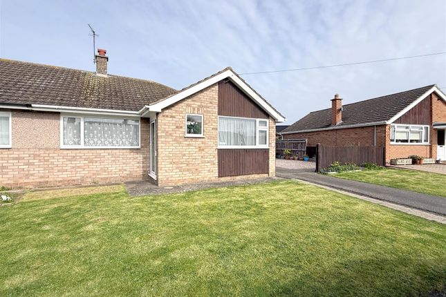 2-bed house on 3, Fleming Avenue, Bottesford, £225,000