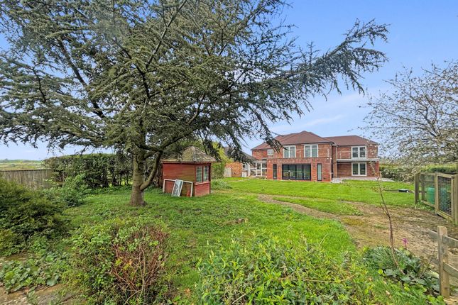 Country house for sale in Blackgrove Road, Waddesdon