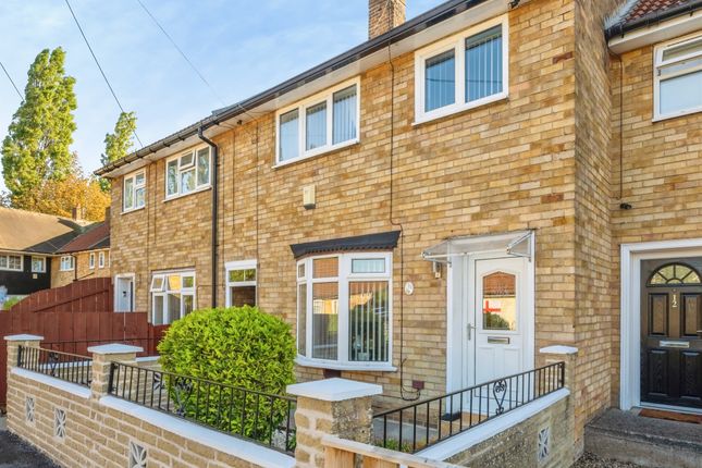 14, Surrey Garth, Hull photo 2