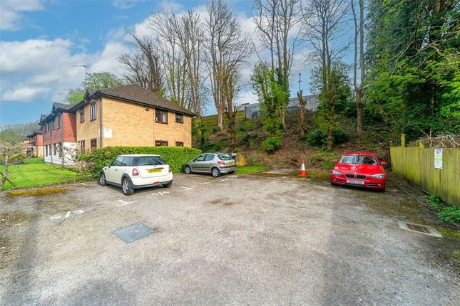 Studio for sale in Station Approach, Coulsdon North, Coulsdon
