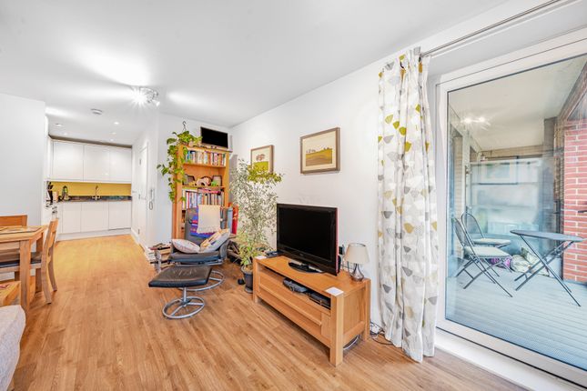 Flat for sale in Marlow Court, 24 Mcmillan Street, London