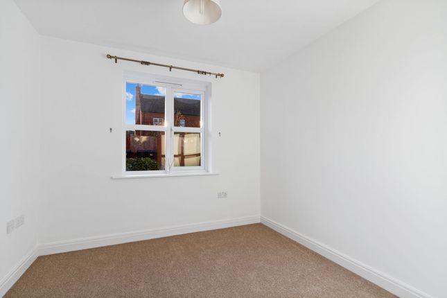 7 Pickering Place, Hinckley photo 3