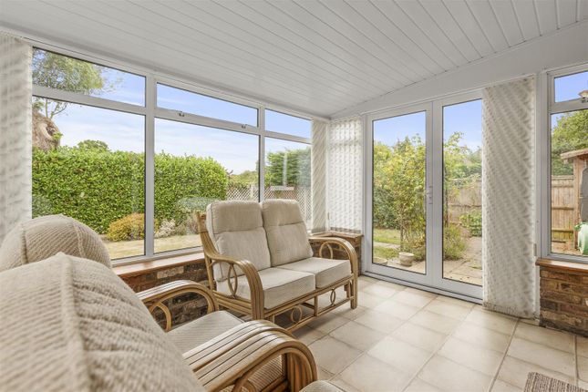 4, Grange Road, Hazlemere photo 4