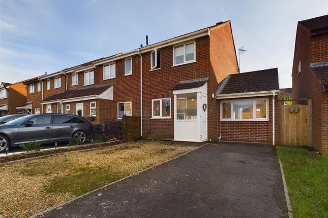 Thumbnail Property for sale in Parnall Crescent, Yate, Bristol