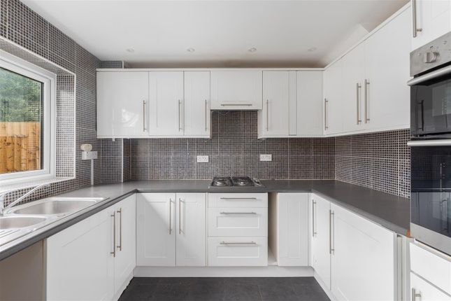 Maple Close, Banbury photo 4