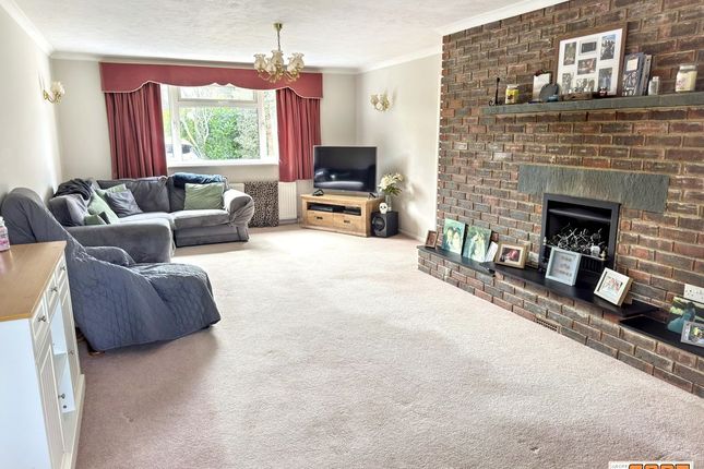 33, Sea View Road, Hayling Island photo 2