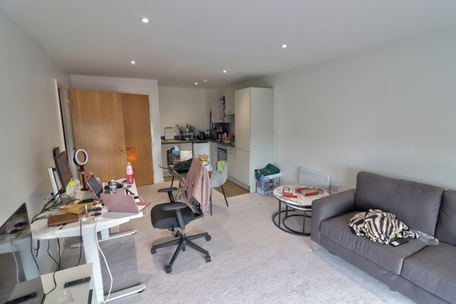 Apartment 77 Grant Court Block C, Ordsall Lane, Salford photo 4