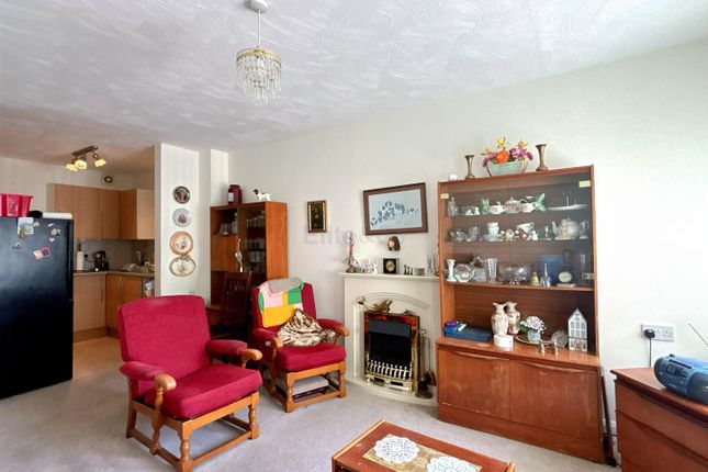1 Montague Lodge, 95 Rectory Road, Beckenham photo 3