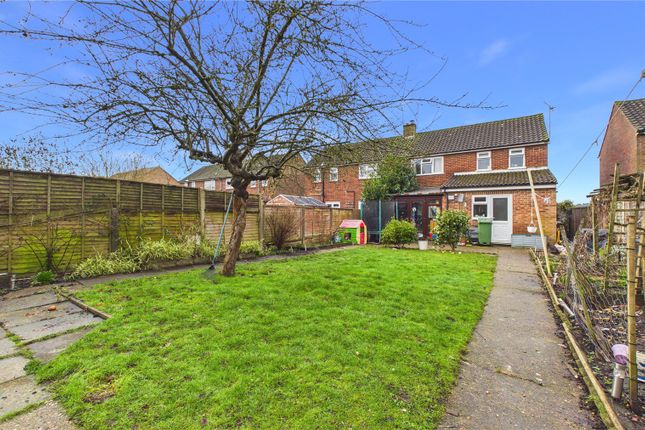 40, Bracknell Road, Surrey photo 2