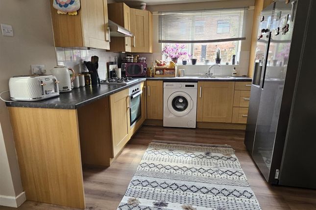 1, Dodsworth Street, Mexborough photo 4