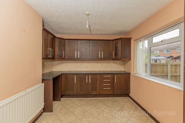 11, Fastolff Avenue, Great Yarmouth photo 4