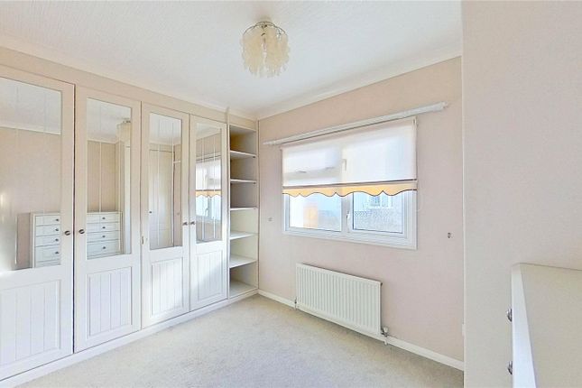 Mobile/park home for sale in The Fairway, Willowbrook Park, Lancing, West Sussex