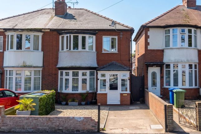3-bed house on 23, St. Aidan Road, Bridlington, £750/mo