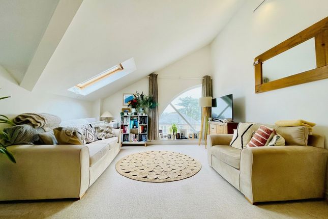 14 Trevose Flats St. Ives Road, Carbis Bay, St. Ives photo 2