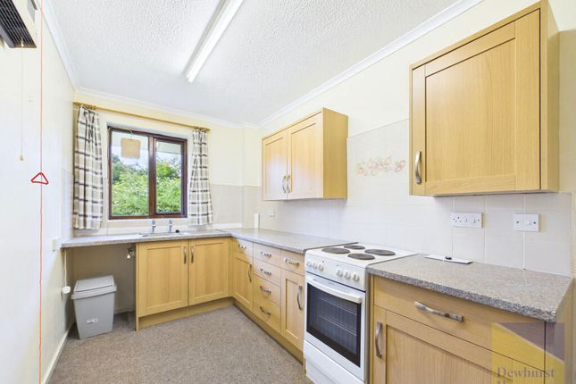 Flat 25, Poole Road, Preston photo 5