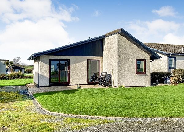 Thumbnail Bungalow for sale in Laigh Isle, Newton Stewart