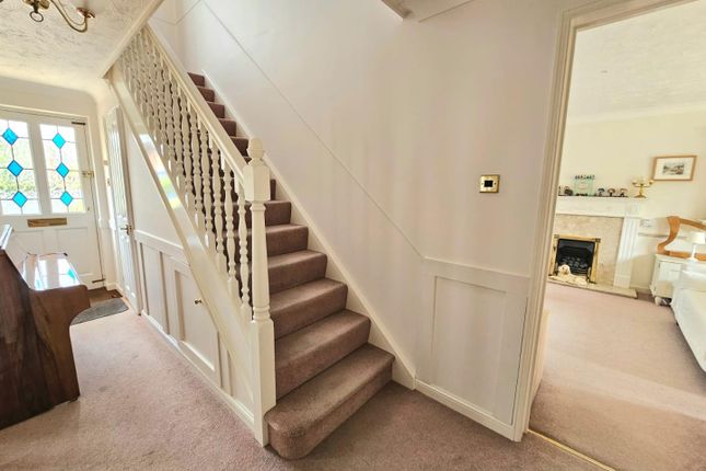 61, Longs View, Wotton-Under-Edge photo 4