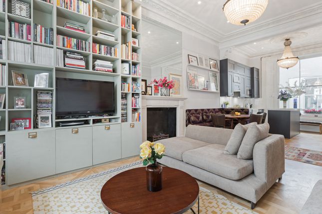Flat Flat 1, 39, Linden Gardens, London photo 3