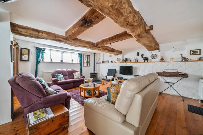 1 Eppletons Farm, Chaffcombe, Crediton photo 4