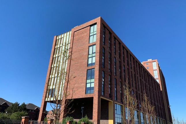 Flat for sale in Jesse Hartley Way, Liverpool