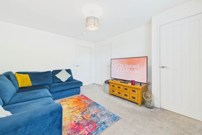 11, Waddell Terrace, Shotts photo 4