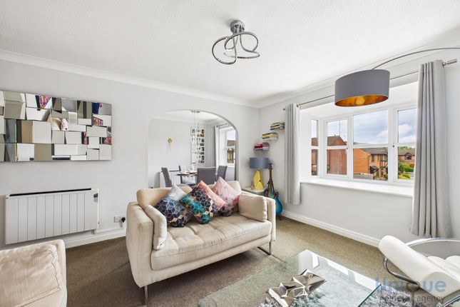 17, Gilderdale Court, Lytham St. Annes photo 3