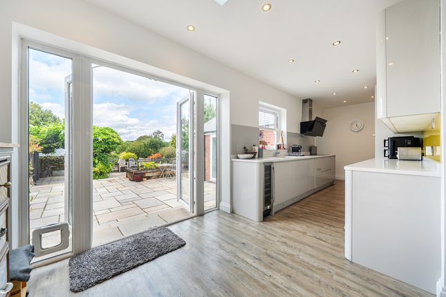 27, Highclere Road, Southampton photo 3