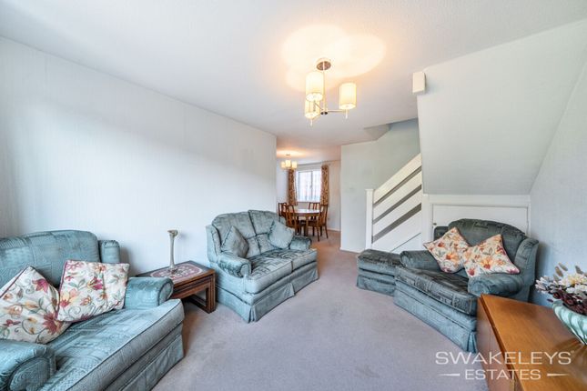 23 Melville Close, Uxbridge photo 3