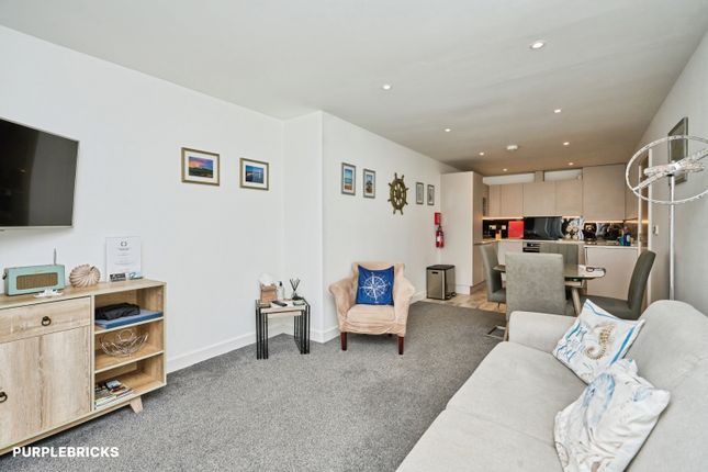 Apartment 10/Royal Cliff Apartments, Grange Road, Shoreside, Sandown photo 4