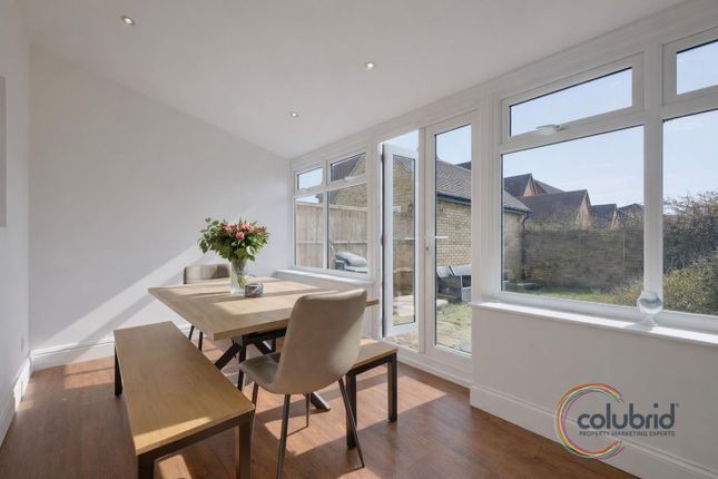 18, Allen Way, Chelmsford photo 5
