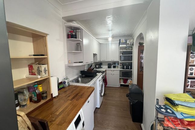 67, St. Andrews Avenue, Hornchurch photo 5