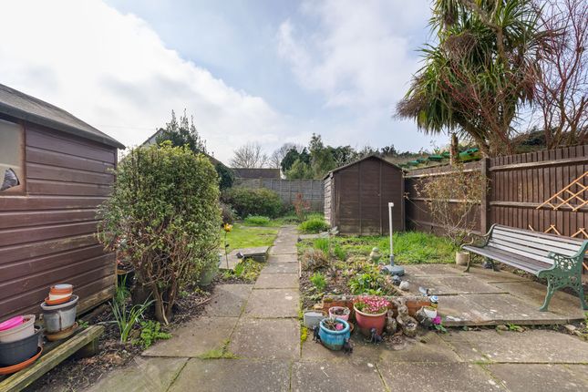 15, Highfield Lane, Chichester photo 2