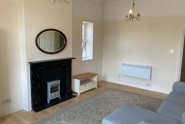60, Acacia Way, Sidcup photo 2