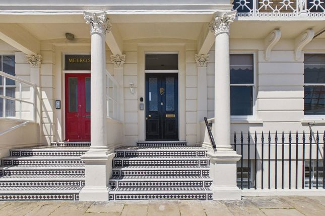 Flat 1, 6 Heene Terrace, Worthing photo 2