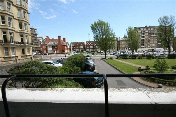 Flat for sale in Coombe Lea, Grand Avenue, Hove, East Sussex