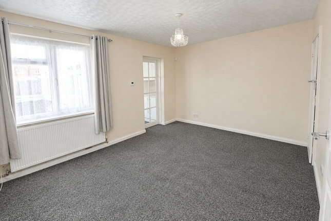 3, Portugal Road, WOKING photo 3