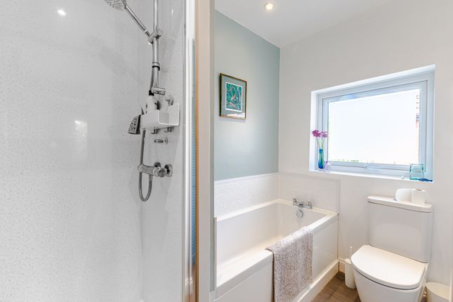 Bathroom1