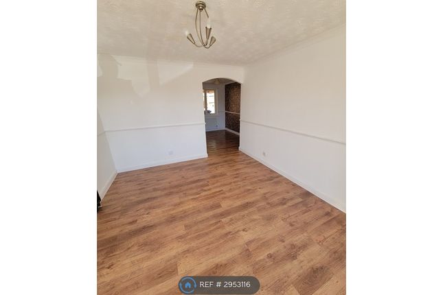 Probyn Close, Northampton photo 2