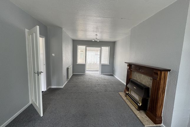 209, ALLERTON ROAD, BRADFORD photo 4