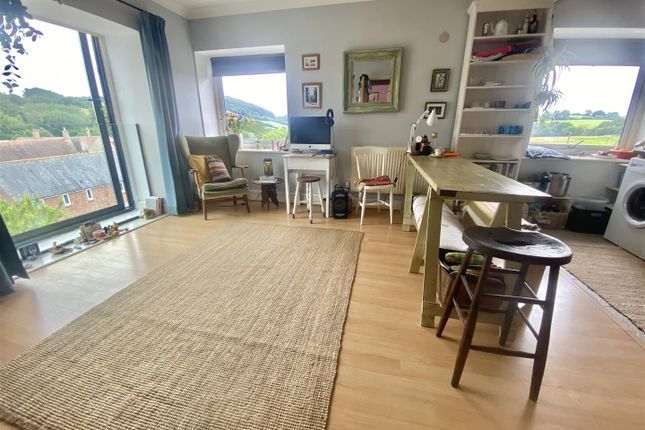 12, Pymore Island, Bridport photo 2