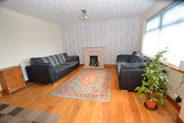 Semi-detached house for sale in Kenmore Way, Cleckheaton
