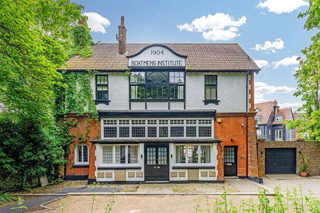 Thumbnail Detached house for sale in The Butts, Brentford