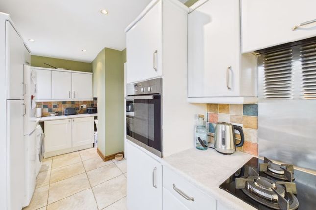 19, Western Place, Penryn photo 4