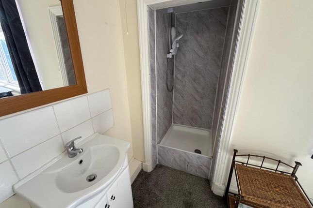 Room 1, 1a Darnley Road, Leeds photo 3