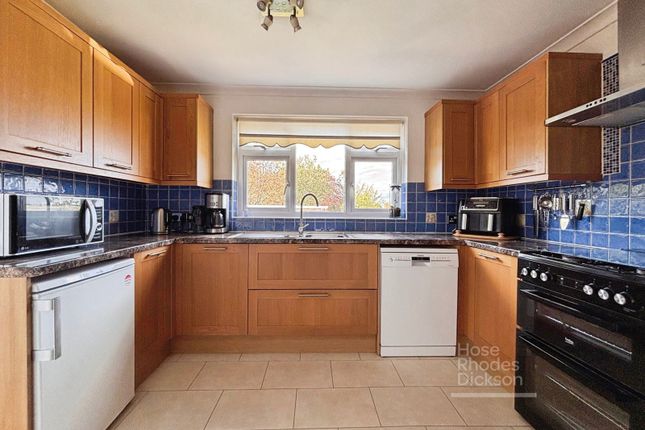 10, Sydney Close, Isle of Wight photo 3