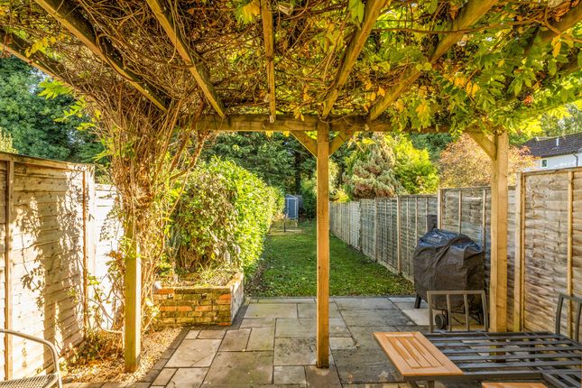 48 Waterside, Kings Langley photo 4