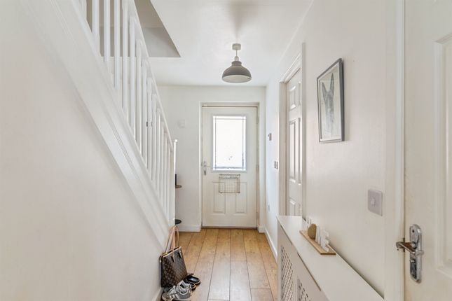 14, Acasta Way, Hull photo 4