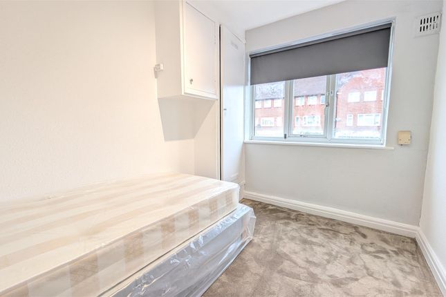 44, Glengall Road, Edgware photo 5