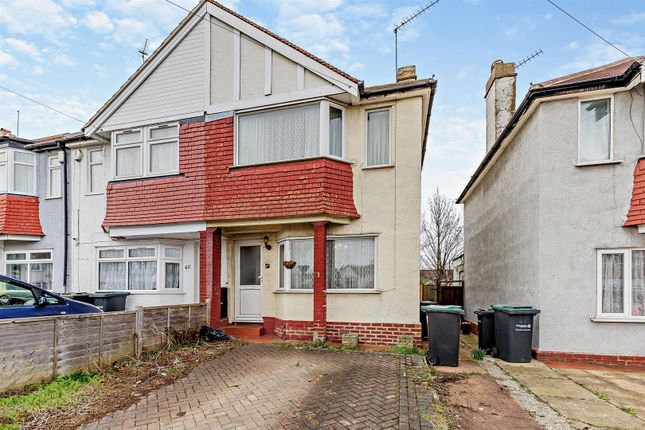 End terrace house for sale in St. Marks Avenue, Northfleet, Gravesend