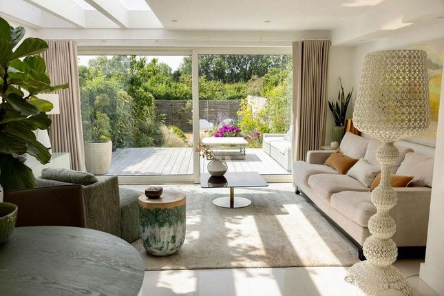 Room 1, 4, Winchmore Drive, Cambridge photo 4